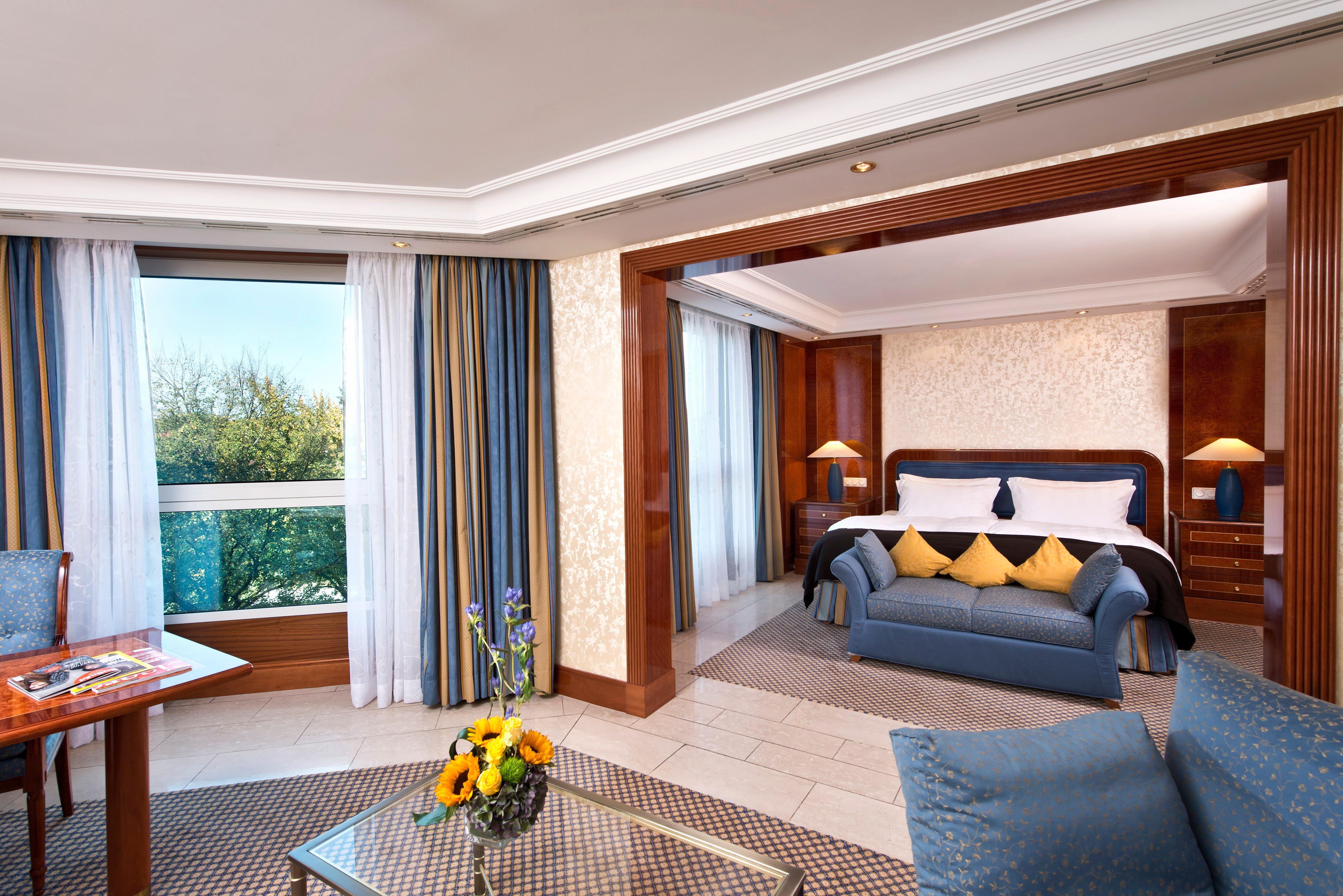 Intercontinental Berlin By Ihg Hotel Exterior photo Suite