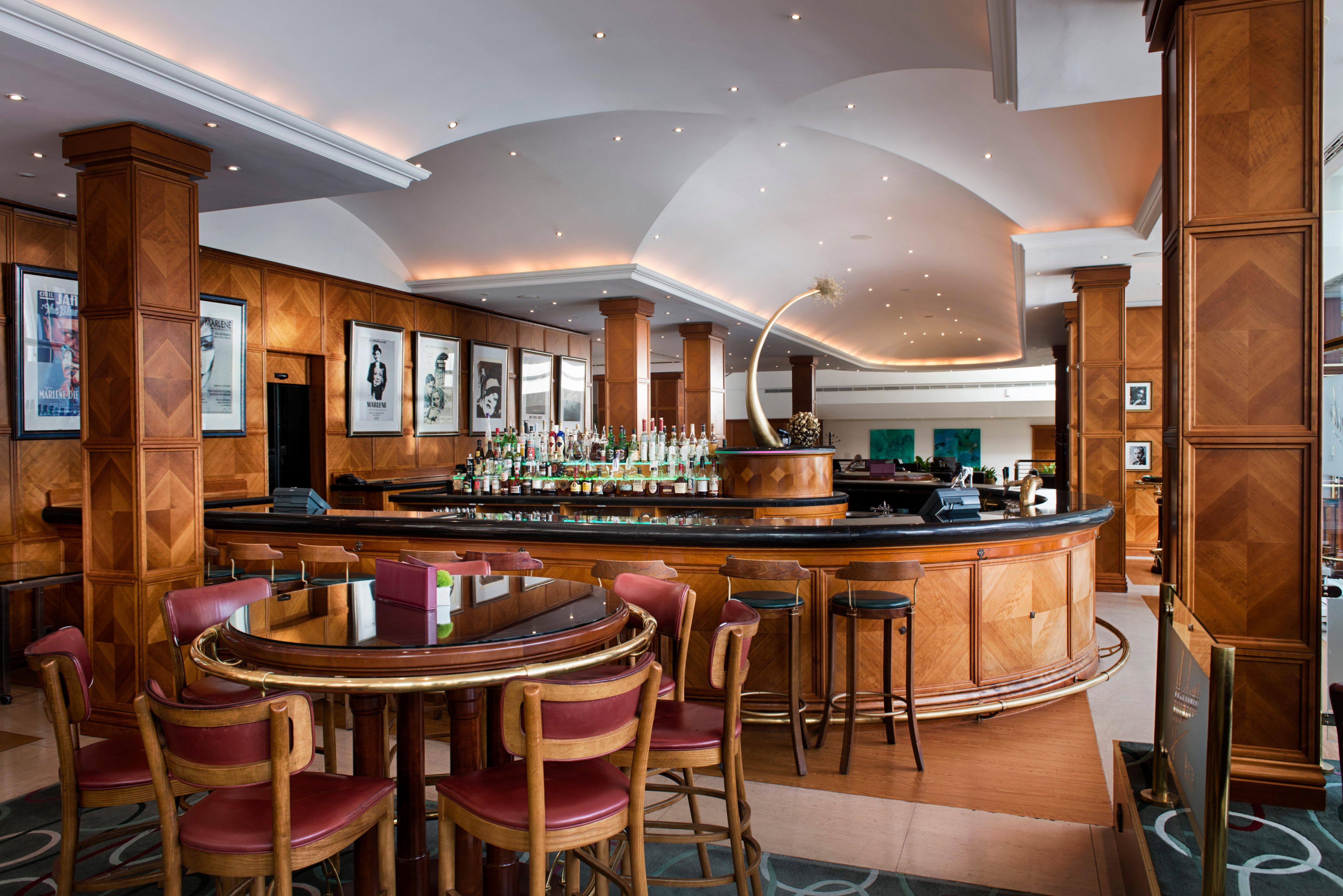 Intercontinental Berlin By Ihg Hotel Exterior photo The bar at the InterContinental London