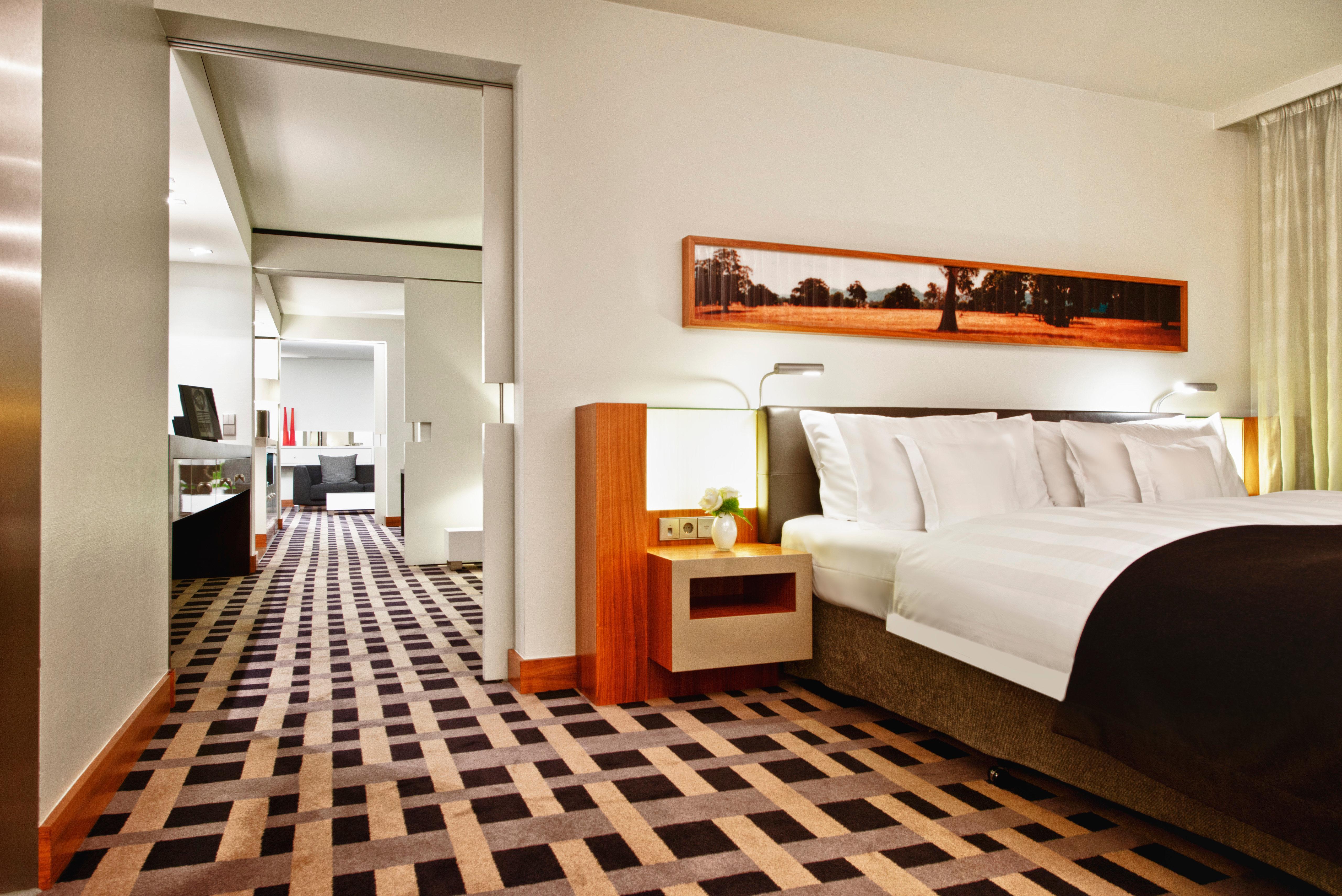 Intercontinental Berlin By Ihg Hotel Exterior photo A room at the hotel
