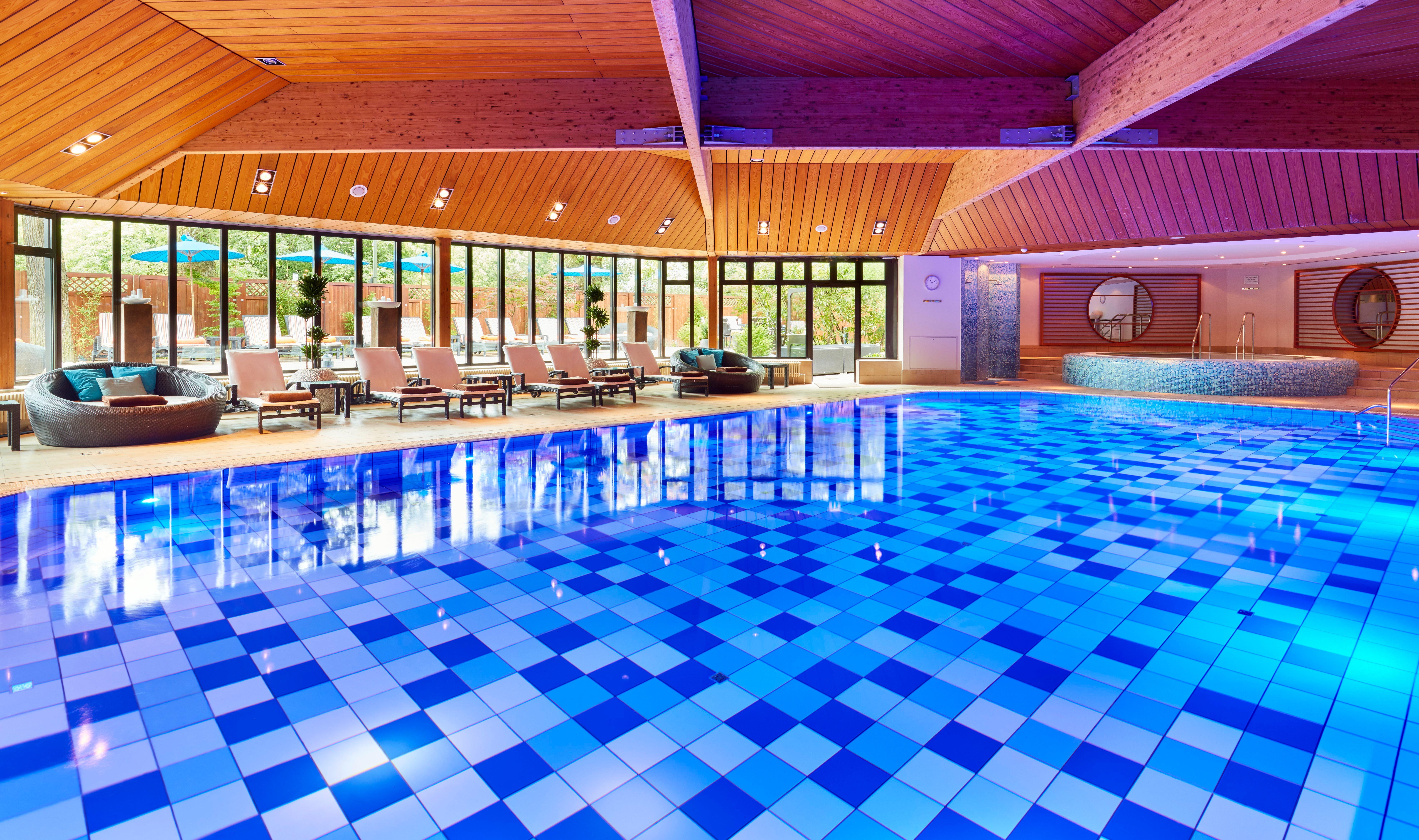 Intercontinental Berlin By Ihg Hotel Exterior photo Indoor pool