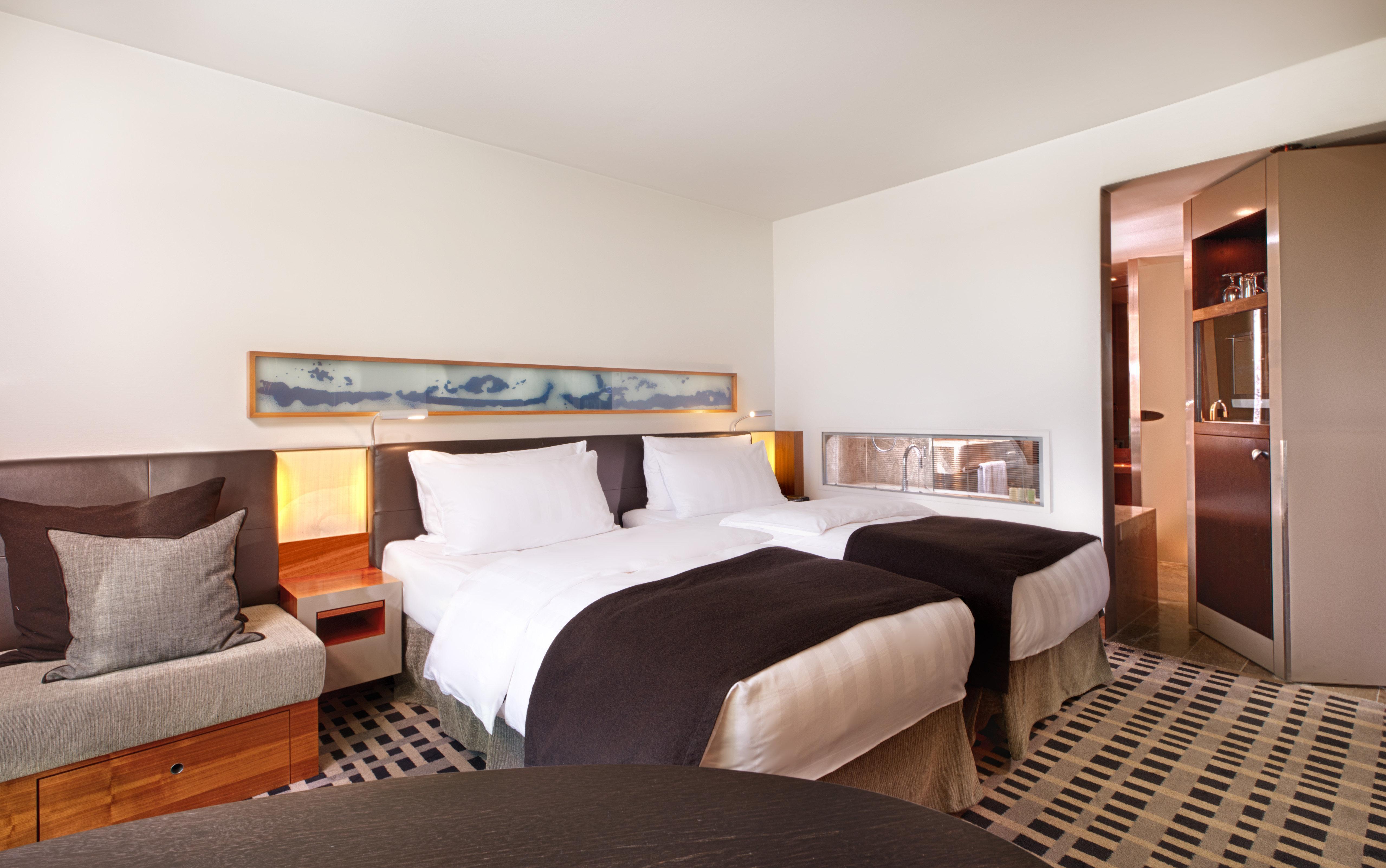 Intercontinental Berlin By Ihg Hotel Exterior photo A typical room at the hotel