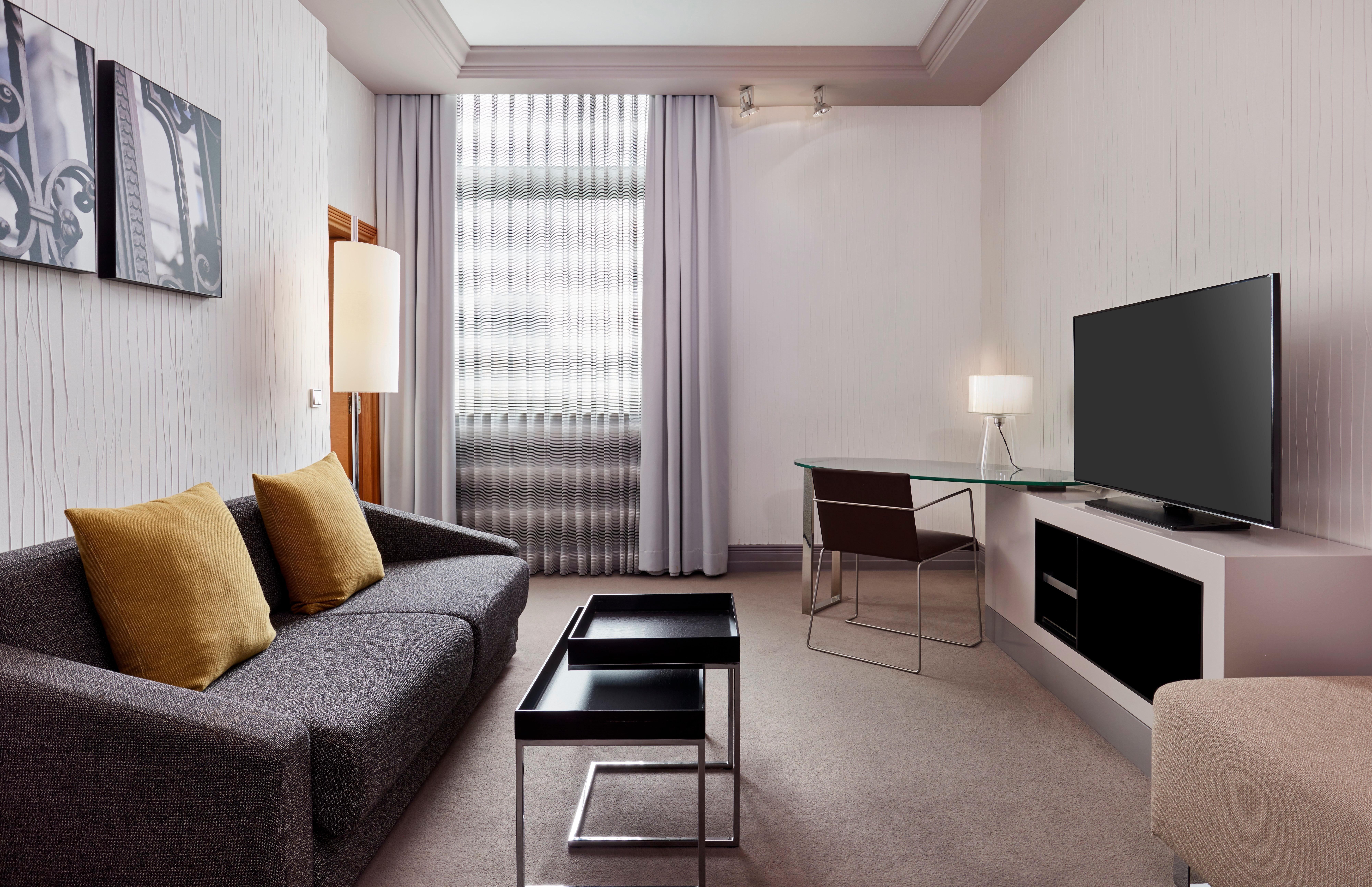 Intercontinental Berlin By Ihg Hotel Exterior photo Living room